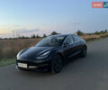 Черный Тесла Модель 3, объемом двигателя 0 л и пробегом 93 тыс. км за 20500 $, фото 1 на Automoto.ua