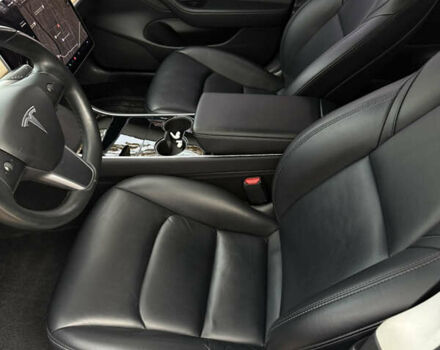 Чорний Тесла Модель 3, об'ємом двигуна 0 л та пробігом 94 тис. км за 15900 $, фото 11 на Automoto.ua