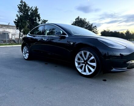 Чорний Тесла Модель 3, об'ємом двигуна 0 л та пробігом 128 тис. км за 372 $, фото 8 на Automoto.ua