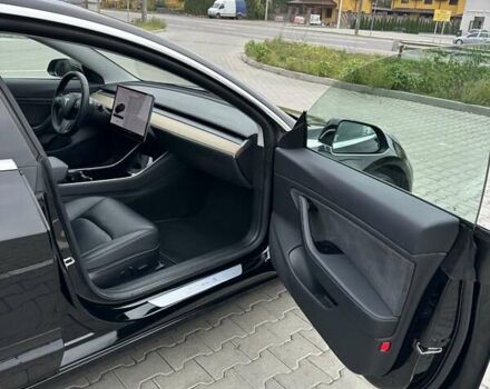 Черный Тесла Модель 3, объемом двигателя 0 л и пробегом 172 тыс. км за 16700 $, фото 30 на Automoto.ua