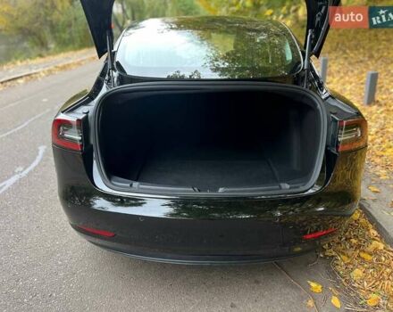 Черный Тесла Модель 3, объемом двигателя 0 л и пробегом 83 тыс. км за 19500 $, фото 22 на Automoto.ua