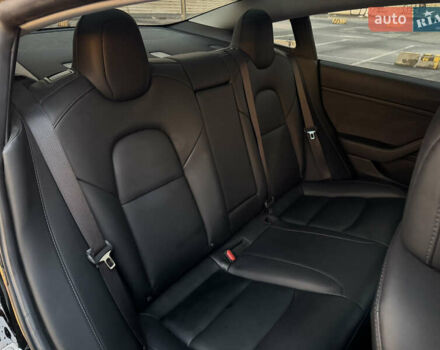 Черный Тесла Модель 3, объемом двигателя 0 л и пробегом 98 тыс. км за 17900 $, фото 18 на Automoto.ua