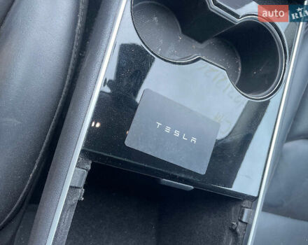 Черный Тесла Модель 3, объемом двигателя 0 л и пробегом 120 тыс. км за 11600 $, фото 23 на Automoto.ua