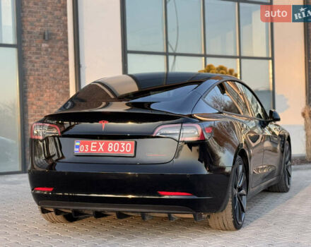 Чорний Тесла Модель 3, об'ємом двигуна 0 л та пробігом 117 тис. км за 18999 $, фото 23 на Automoto.ua