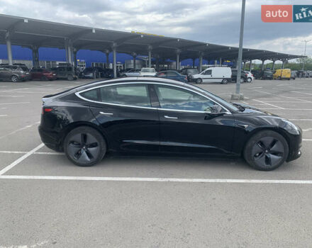 Черный Тесла Модель 3, объемом двигателя 0 л и пробегом 125 тыс. км за 16000 $, фото 3 на Automoto.ua