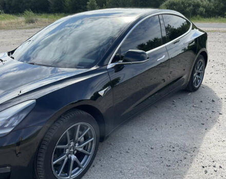 Черный Тесла Модель 3, объемом двигателя 0 л и пробегом 107 тыс. км за 15000 $, фото 1 на Automoto.ua