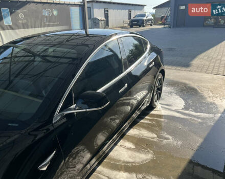 Черный Тесла Модель 3, объемом двигателя 0 л и пробегом 330 тыс. км за 15300 $, фото 2 на Automoto.ua