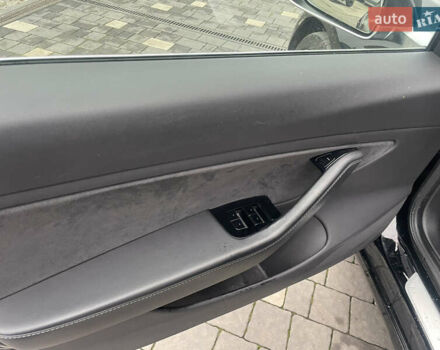 Черный Тесла Модель 3, объемом двигателя 0 л и пробегом 138 тыс. км за 18000 $, фото 7 на Automoto.ua