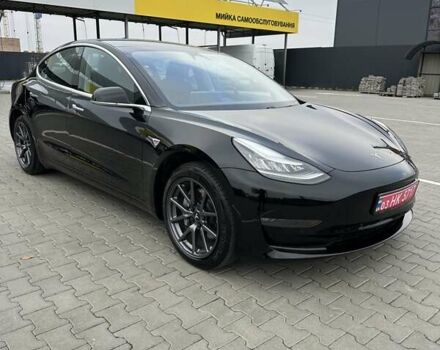 Черный Тесла Модель 3, объемом двигателя 0 л и пробегом 172 тыс. км за 16700 $, фото 1 на Automoto.ua