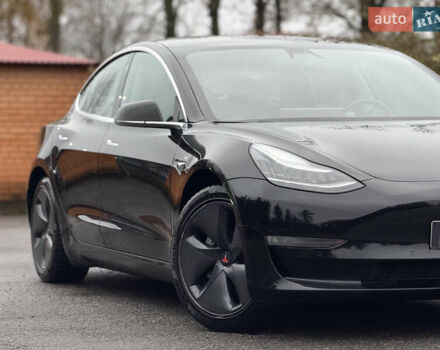 Черный Тесла Модель 3, объемом двигателя 0 л и пробегом 97 тыс. км за 14600 $, фото 13 на Automoto.ua