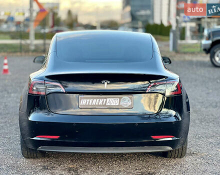 Чорний Тесла Модель 3, об'ємом двигуна 0 л та пробігом 201 тис. км за 14300 $, фото 4 на Automoto.ua