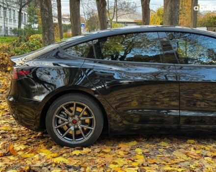 Черный Тесла Модель 3, объемом двигателя 0 л и пробегом 65 тыс. км за 25390 $, фото 4 на Automoto.ua