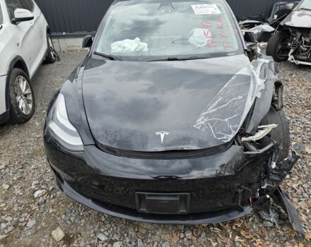 Черный Тесла Модель 3, объемом двигателя 0 л и пробегом 130 тыс. км за 303 $, фото 3 на Automoto.ua