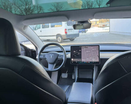 Чорний Тесла Модель 3, об'ємом двигуна 0 л та пробігом 98 тис. км за 17500 $, фото 7 на Automoto.ua