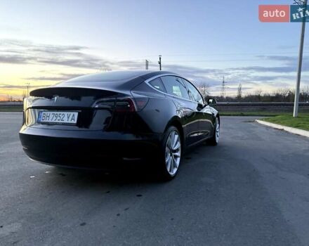 Черный Тесла Модель 3, объемом двигателя 0 л и пробегом 127 тыс. км за 15700 $, фото 8 на Automoto.ua