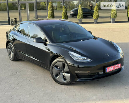 Чорний Тесла Модель 3, об'ємом двигуна 0 л та пробігом 53 тис. км за 18450 $, фото 30 на Automoto.ua