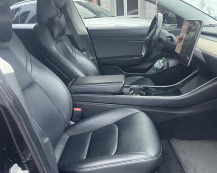 Чорний Тесла Модель 3, об'ємом двигуна 0 л та пробігом 140 тис. км за 13900 $, фото 7 на Automoto.ua