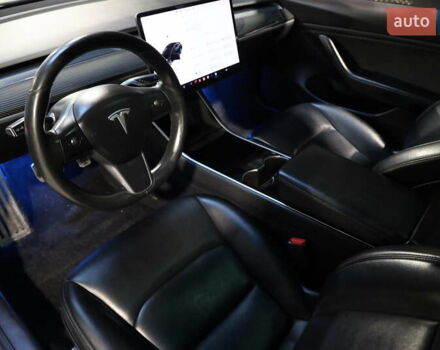 Чорний Тесла Модель 3, об'ємом двигуна 0 л та пробігом 163 тис. км за 15600 $, фото 16 на Automoto.ua