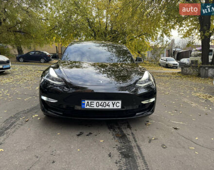 Черный Тесла Модель 3, объемом двигателя 0 л и пробегом 100 тыс. км за 22300 $, фото 5 на Automoto.ua