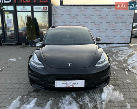 Черный Тесла Модель 3, объемом двигателя 0 л и пробегом 105 тыс. км за 15700 $, фото 1 на Automoto.ua