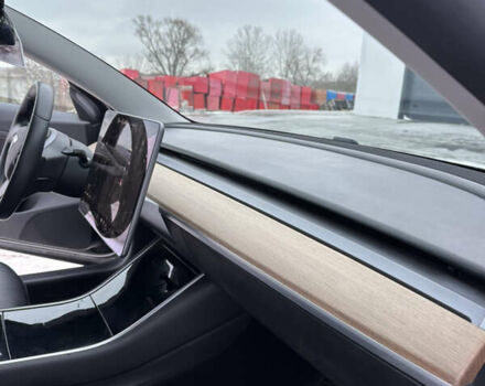 Чорний Тесла Модель 3, об'ємом двигуна 0 л та пробігом 74 тис. км за 19200 $, фото 8 на Automoto.ua