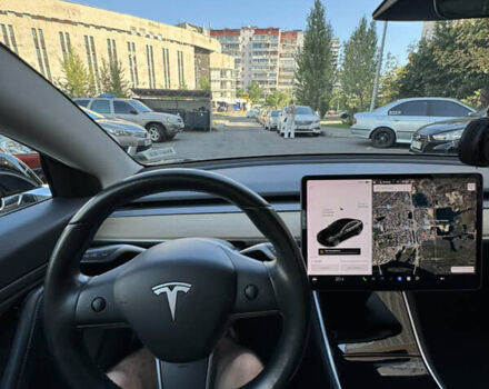 Черный Тесла Модель 3, объемом двигателя 0 л и пробегом 105 тыс. км за 17500 $, фото 17 на Automoto.ua