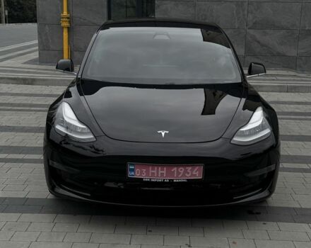 Тесла Модель 3 2019 у Луцьку на Automoto.ua Чорний Тесла Модель 3, об'ємом двигуна 1 л та пробігом 255 тис. км за 13800 $, фото 1 на Automoto.ua