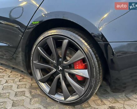 Черный Тесла Модель 3, объемом двигателя 0 л и пробегом 77 тыс. км за 20000 $, фото 33 на Automoto.ua