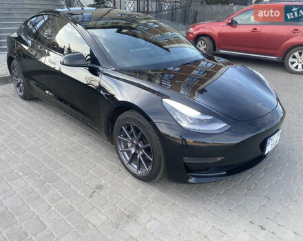 Тесла Модель 3 2019 у Львові на Automoto.ua Чорний Тесла Модель 3, об'ємом двигуна 0 л та пробігом 107 тис. км за 23900 $, фото 8 на Automoto.ua