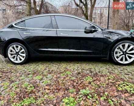 Чорний Тесла Модель 3, об'ємом двигуна 0 л та пробігом 131 тис. км за 19000 $, фото 4 на Automoto.ua