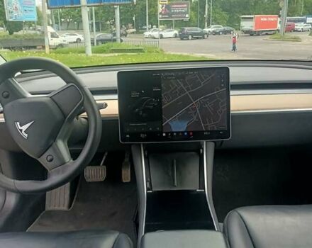 Тесла Модель 3 2019 в Львове на Automoto.ua Черный Тесла Модель 3, объемом двигателя 0 л и пробегом 185 тыс. км за 16800 $, фото 10 на Automoto.ua