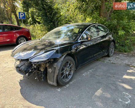 Чорний Тесла Модель 3, об'ємом двигуна 0 л та пробігом 120 тис. км за 15600 $, фото 4 на Automoto.ua