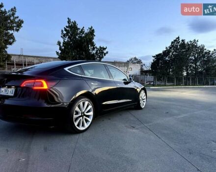 Черный Тесла Модель 3, объемом двигателя 0 л и пробегом 127 тыс. км за 15700 $, фото 12 на Automoto.ua