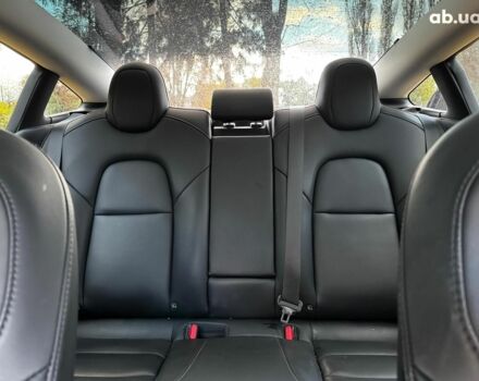 Черный Тесла Модель 3, объемом двигателя 0 л и пробегом 65 тыс. км за 25390 $, фото 15 на Automoto.ua