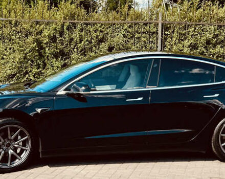 Тесла Модель 3 2019 у Києві на Automoto.ua Чорний Тесла Модель 3, об'ємом двигуна 0 л та пробігом 92 тис. км за 19500 $, фото 6 на Automoto.ua