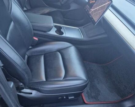 Чорний Тесла Модель 3, об'ємом двигуна 0 л та пробігом 150 тис. км за 15900 $, фото 7 на Automoto.ua