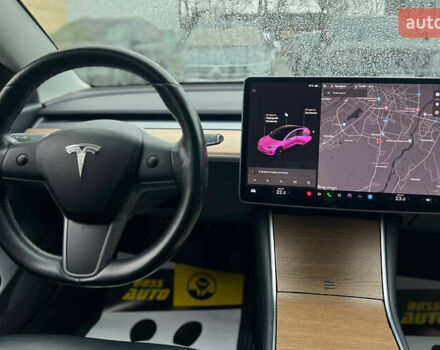 Черный Тесла Модель 3, объемом двигателя 0 л и пробегом 95 тыс. км за 16800 $, фото 16 на Automoto.ua