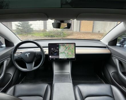 Чорний Тесла Модель 3, об'ємом двигуна 0 л та пробігом 137 тис. км за 13200 $, фото 6 на Automoto.ua