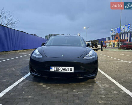 Чорний Тесла Модель 3, об'ємом двигуна 0 л та пробігом 114 тис. км за 16900 $, фото 1 на Automoto.ua