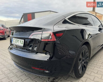 Чорний Тесла Модель 3, об'ємом двигуна 0 л та пробігом 81 тис. км за 15500 $, фото 11 на Automoto.ua