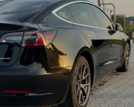 Чорний Тесла Модель 3, об'ємом двигуна 0 л та пробігом 180 тис. км за 17300 $, фото 4 на Automoto.ua