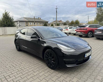 Чорний Тесла Модель 3, об'ємом двигуна 0 л та пробігом 81 тис. км за 15500 $, фото 2 на Automoto.ua