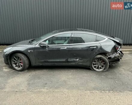 Черный Тесла Модель 3, объемом двигателя 0 л и пробегом 139 тыс. км за 11000 $, фото 3 на Automoto.ua