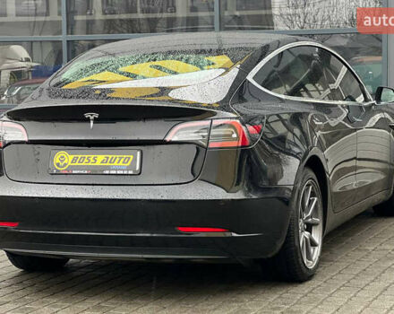 Черный Тесла Модель 3, объемом двигателя 0 л и пробегом 95 тыс. км за 16800 $, фото 5 на Automoto.ua