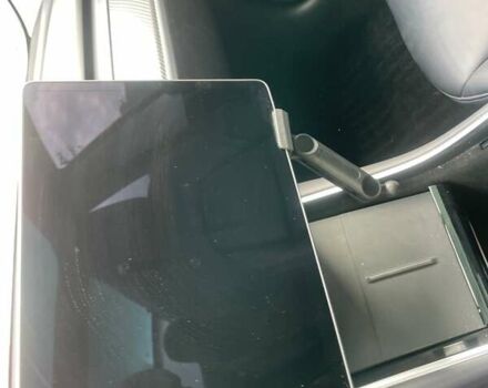 Чорний Тесла Модель 3, об'ємом двигуна 0 л та пробігом 160 тис. км за 12500 $, фото 29 на Automoto.ua