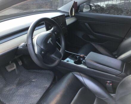Черный Тесла Модель 3, объемом двигателя 0 л и пробегом 190 тыс. км за 16000 $, фото 4 на Automoto.ua