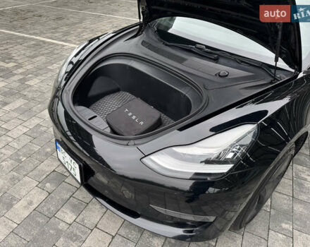 Черный Тесла Модель 3, объемом двигателя 0 л и пробегом 120 тыс. км за 16350 $, фото 22 на Automoto.ua