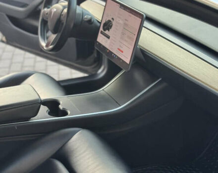 Черный Тесла Модель 3, объемом двигателя 0 л и пробегом 269 тыс. км за 12600 $, фото 69 на Automoto.ua