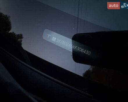 Черный Тесла Модель 3, объемом двигателя 0 л и пробегом 132 тыс. км за 14999 $, фото 33 на Automoto.ua
