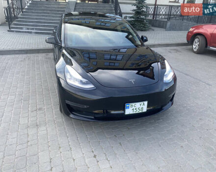 Тесла Модель 3 2019 у Львові на Automoto.ua Чорний Тесла Модель 3, об'ємом двигуна 0 л та пробігом 107 тис. км за 23900 $, фото 2 на Automoto.ua